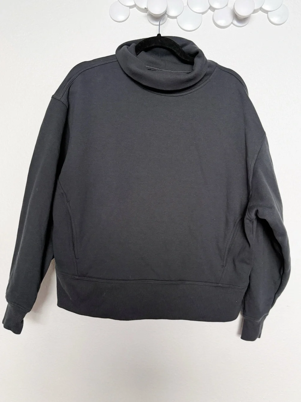 Alo Hazy Mock Neck Pullover Anthracite Oversized Sweatshirt Charcoal Gray
